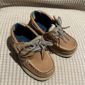 Sperry Tan Kids Moccasins with Brown Laces